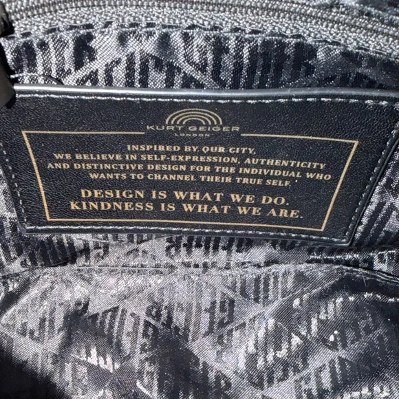 Kurt Geiger EUC Black Recycled Quilted Shoulder Bag with Multi-Colored Hearts - Picture 6 of 9